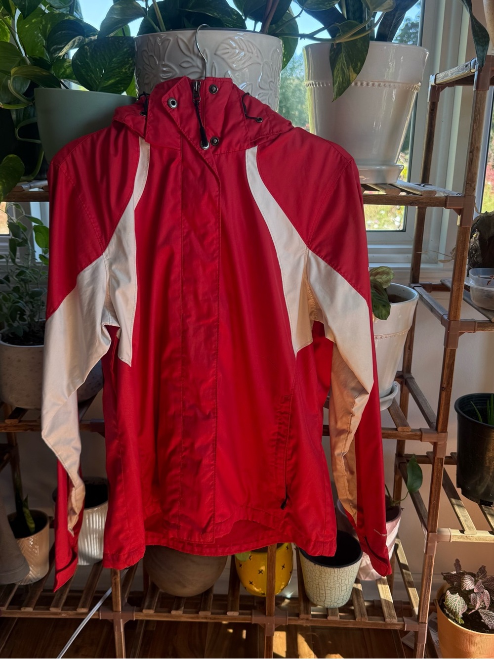 Red and White Women's Ski Jacket with Hooded Shell